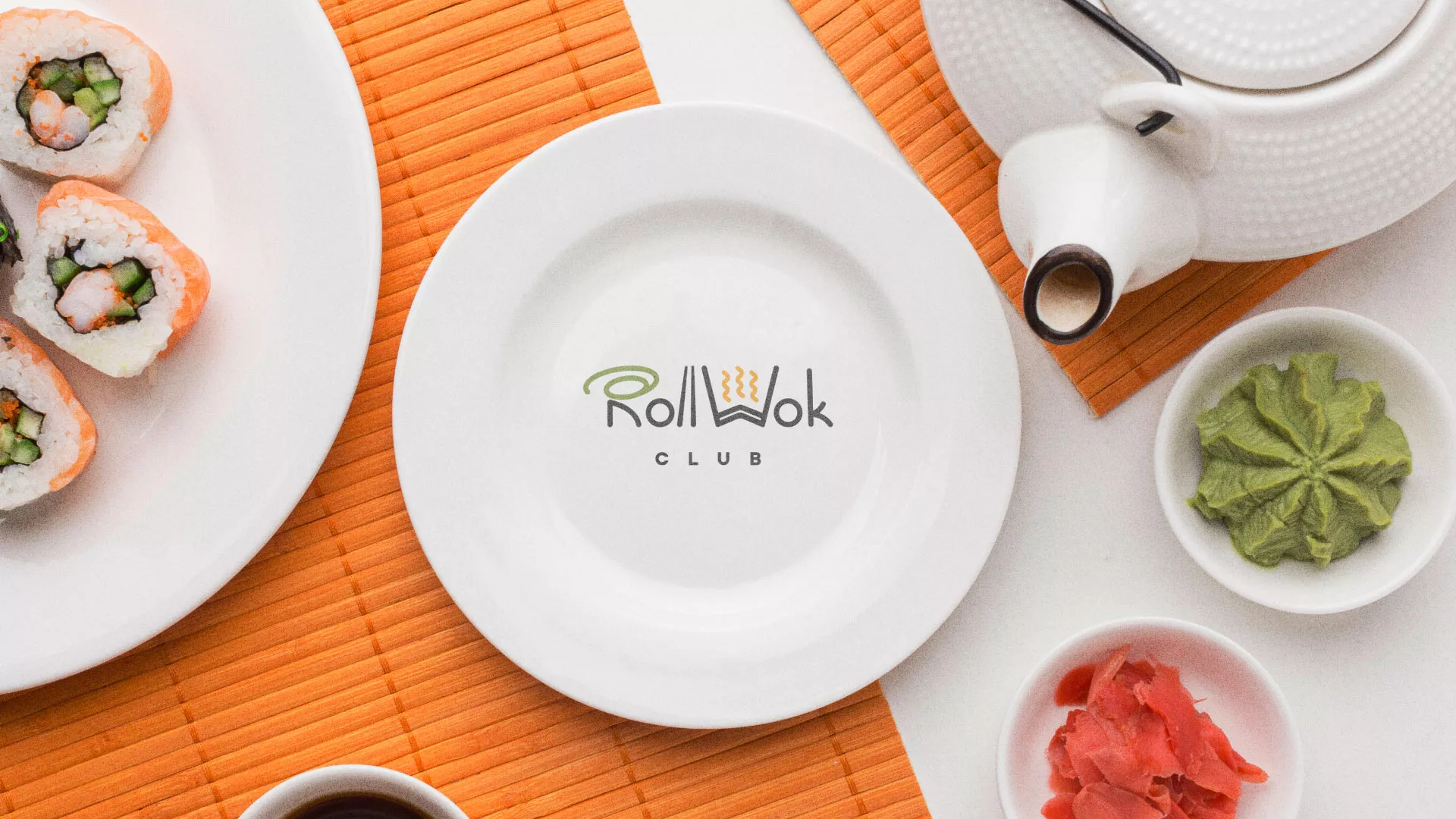 Разработка логотипа и фирменного стиля в Называевске для суши-бара «Roll Wok Club» Разработка логотипа и фирменного стиля в Называевске для суши-бара «Roll Wok Club»